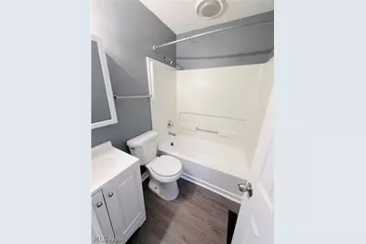 978 Kelly Avenue, Akron, OH 44306 - Photo 9
