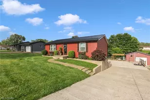 3720 Dona Dr, Zanesville, OH 43701 - Photo 3