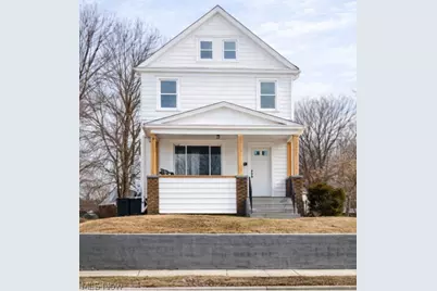 2093 13th Street SW, Akron, OH 44314 - Photo 3