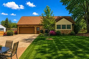 5960 Lasater Dr NW, Canton, OH 44718 - Photo 5