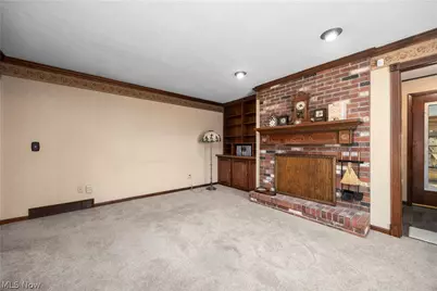3516 Meadowbrook Drive, Lorain, OH 44053 - Photo 7