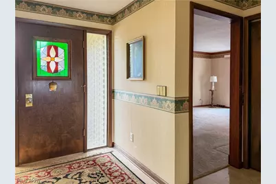 3516 Meadowbrook Drive, Lorain, OH 44053 - Photo 9