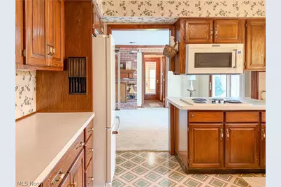 3516 Meadowbrook Drive, Lorain, OH 44053 - Photo 13