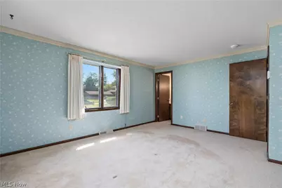 3516 Meadowbrook Drive, Lorain, OH 44053 - Photo 25