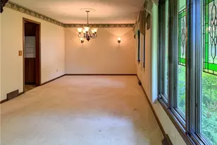 3516 Meadowbrook Dr, Lorain, OH 44053 - Photo 7