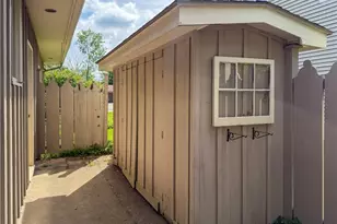 3516 Meadowbrook Dr, Lorain, OH 44053 - Photo 33