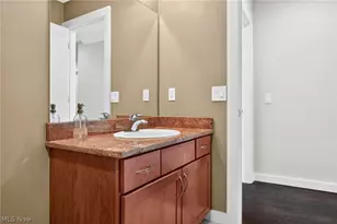 2282 W 5th St, Loveland, OH 44113 - Photo 33