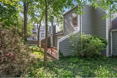 1376 Bobby Lane #32, Westlake, OH 44145 - Photo 25