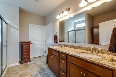 8081 Parkcroft Drive, Mentor, OH 44060 - Photo 17