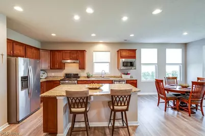 8081 Parkcroft Drive, Mentor, OH 44060 - Photo 5