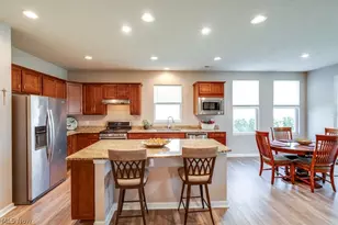8081 Parkcroft Dr, Mentor, OH 44060 - Photo 5
