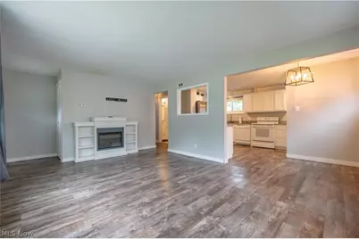 1151 Ruth Avenue, Cuyahoga Falls, OH 44221 - Photo 3
