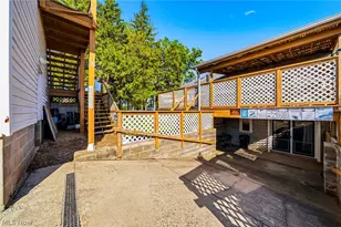 1050 Lake Rd, Conneaut, OH 44030 - Photo 13