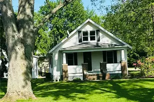 422 N Center St, LaGrange, OH 44050 - Photo 3