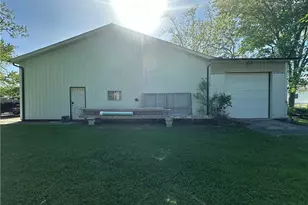 422 N Center St, LaGrange, OH 44050 - Photo 5