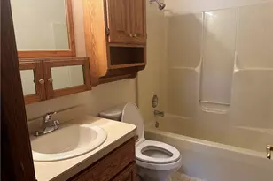 422 N Center St, LaGrange, OH 44050 - Photo 25
