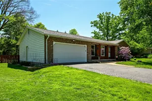 614 N Hidden Valley Rd, Cuyahoga Falls, OH 44223 - Photo 45