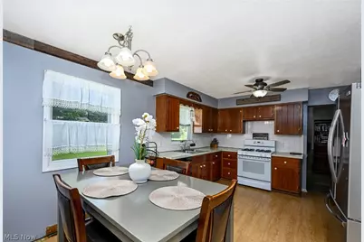 614 N Hidden Valley Road, Cuyahoga Falls, OH 44223 - Photo 21