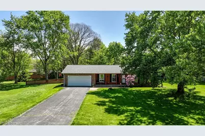 614 N Hidden Valley Road, Cuyahoga Falls, OH 44223 - Photo 5
