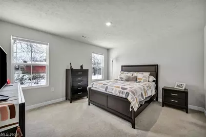 141 W Spring Drive, Elyria, OH 44035 - Photo 15