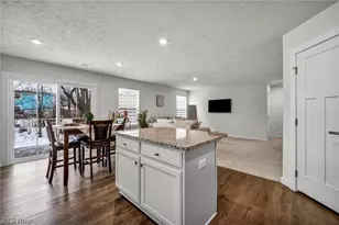 141 W Spring Dr, Elyria, OH 44035 - Photo 13