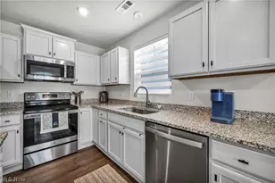 141 W Spring Dr, Elyria, OH 44035 - Photo 7
