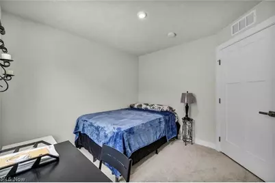 141 W Spring Drive, Elyria, OH 44035 - Photo 21