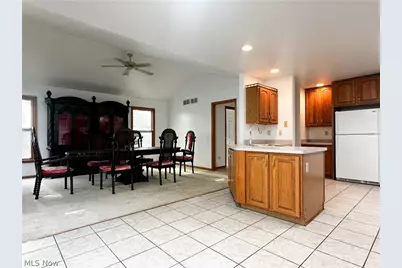 1499 Butterfield Circle, Niles, OH 44446 - Photo 13