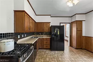 415 Whitely St, Bridgeport, OH 43912 - Photo 11