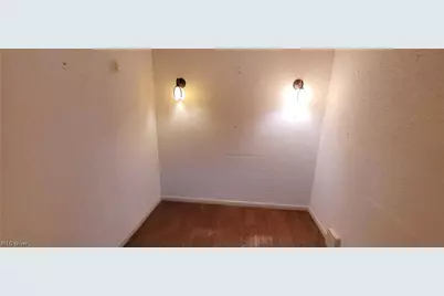 1745 Brookwood Drive, Akron, OH 44313 - Photo 11