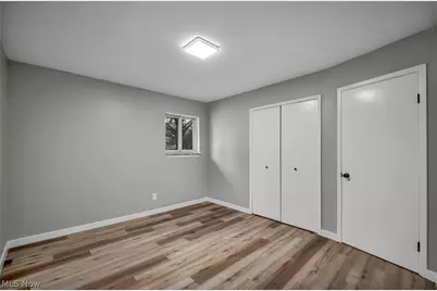 5597 Kenton Avenue, Maple Heights, OH 44137 - Photo 19