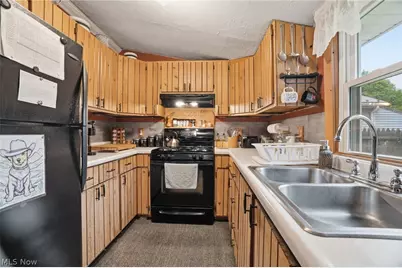 3003 Priest Street, Kingsville, OH 44048 - Photo 9