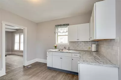 1103 Greenfield Avenue SW, Canton, OH 44706 - Photo 13