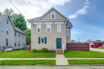 1103 Greenfield Avenue SW, Canton, OH 44706 - Photo 1