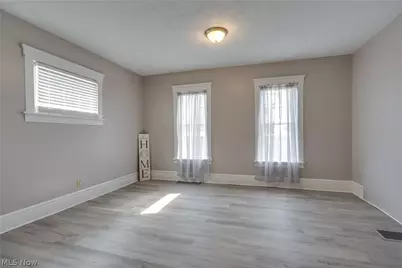 1103 Greenfield Avenue SW, Canton, OH 44706 - Photo 5