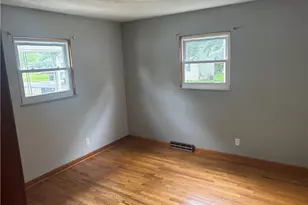 2265 S Hawkins Ave, Akron, OH 44314 - Photo 13