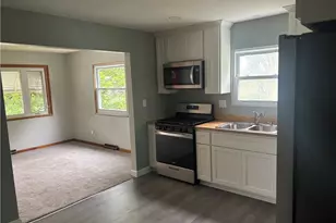 2265 S Hawkins Ave, Akron, OH 44314 - Photo 5