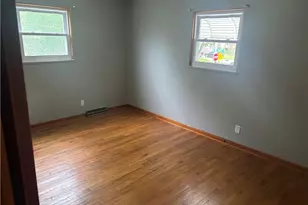 2265 S Hawkins Ave, Akron, OH 44314 - Photo 15