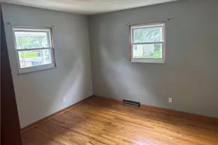2265 S Hawkins Ave, Akron, OH 44314 - Photo 17