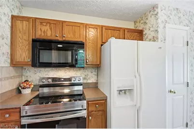 446 Rockledge Lane, Brunswick, OH 44212 - Photo 5