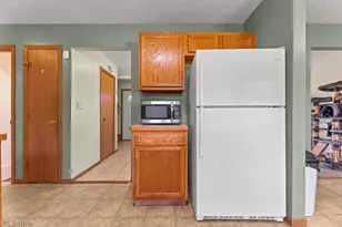 2610 Blenheim Ave, Alliance, OH 44601 - Photo 7