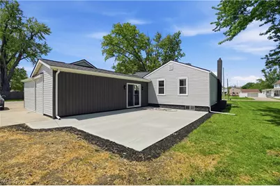 968 Sandusky Street, Conneaut, OH 44030 - Photo 33