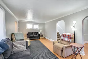 934 Packard Dr, Akron, OH 44320 - Photo 7