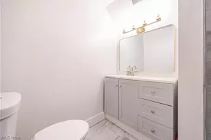 1471 E 118th St, Loveland, OH 44106 - Photo 25