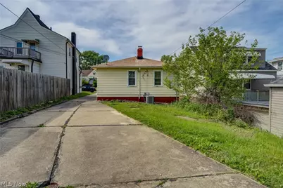 4407 Woodway Avenue, Parma, OH 44134 - Photo 9