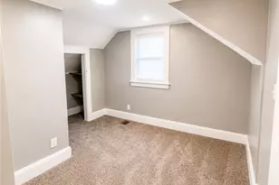 4006 E 41st St, Newburgh Heights, OH 44105 - Photo 13