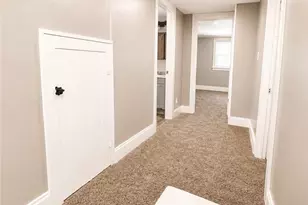 4006 E 41st St, Newburgh Heights, OH 44105 - Photo 9