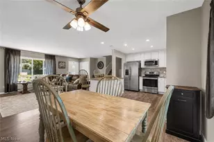 4621 Tanglewood Dr, Lorain, OH 44053 - Photo 15