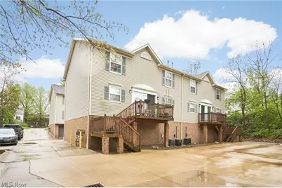 1041 Clyde Avenue, Cuyahoga Falls, OH 44221 - Photo 3