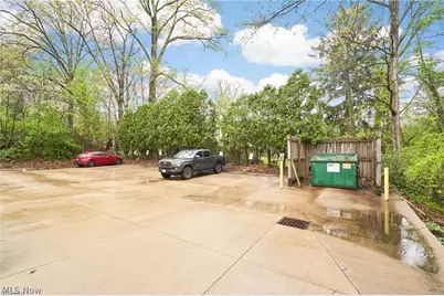 1041 Clyde Avenue, Cuyahoga Falls, OH 44221 - Photo 5